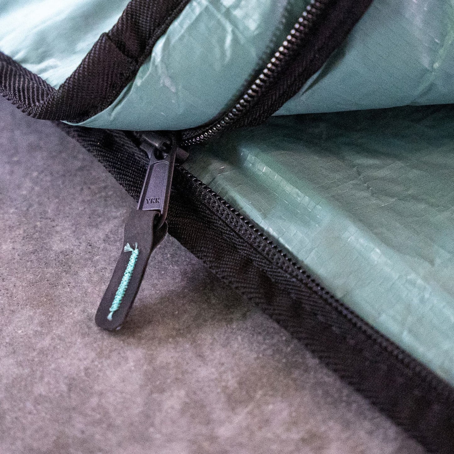 Bolso Solar Shield Surfboard