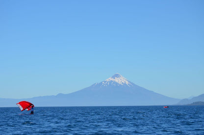 Regala una clase de wingfoil en Puerto Varas
